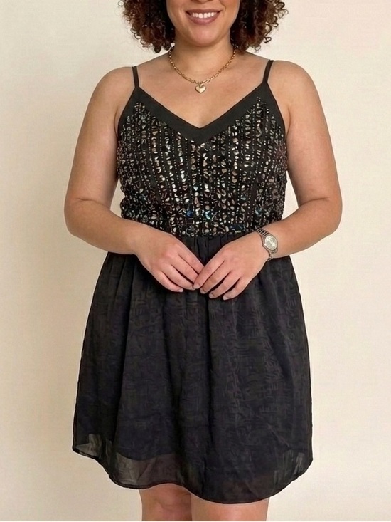 ANDREE BY UNIT Dresses & Skirts - ANDREE BY UNIT Black Silver Sequin Mini Dress